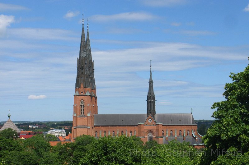 Bennas2010-3291.jpg - The Uppsala Cathedral photographed from the Castle square.